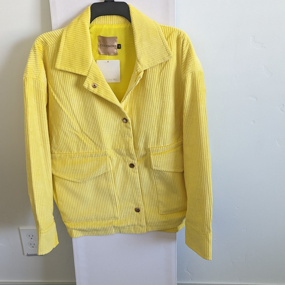 Women's jacket - Picture 2 of 4